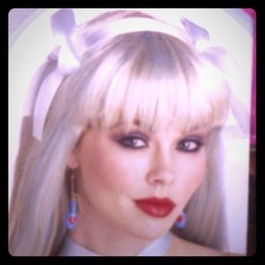 Alice in wonderland wig